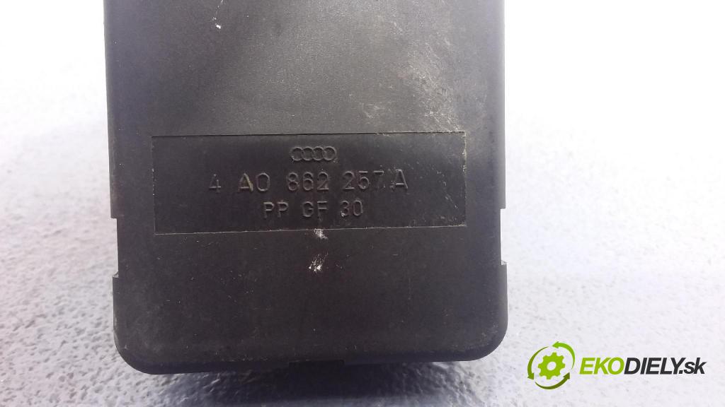 Audi 80 1993 pompa Centrálny: Zámok: 4A0862257A