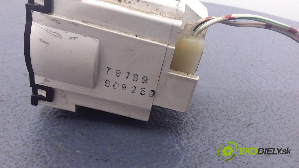 Daihatsu Feroza 1989 Sledujte: 79789-908253
