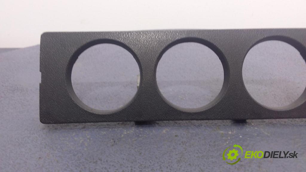 Daihatsu Feroza 1989 kryt Plast: Interiéry: 55431-87601