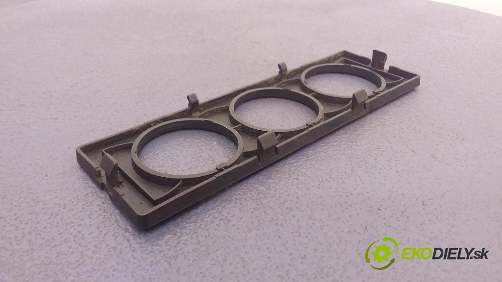 Daihatsu Feroza 1989 kryt Plast: Interiéry: 55431-87601