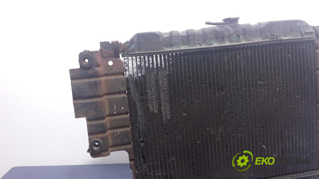Daihatsu Feroza 1989 chladič Voda: 01