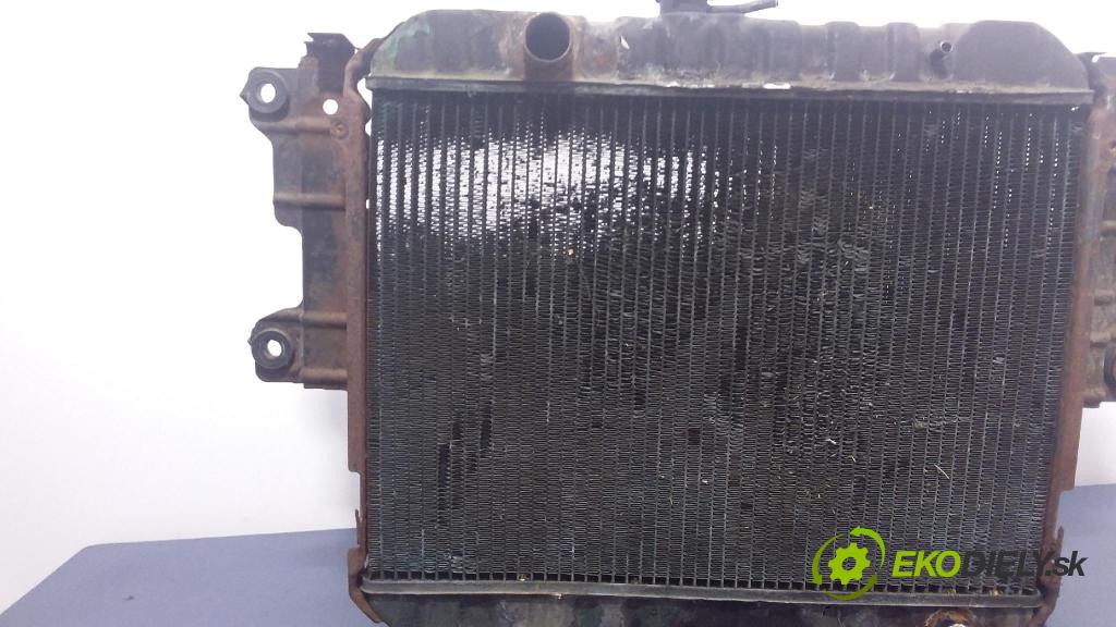 Daihatsu Feroza 1989 chladič Voda: 01