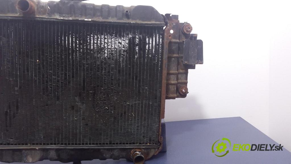 Daihatsu Feroza 1989 chladič Voda: 01