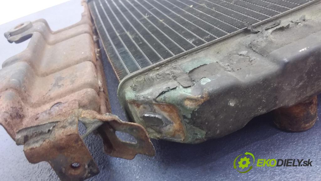 Daihatsu Feroza 1989 chladič Voda: 01