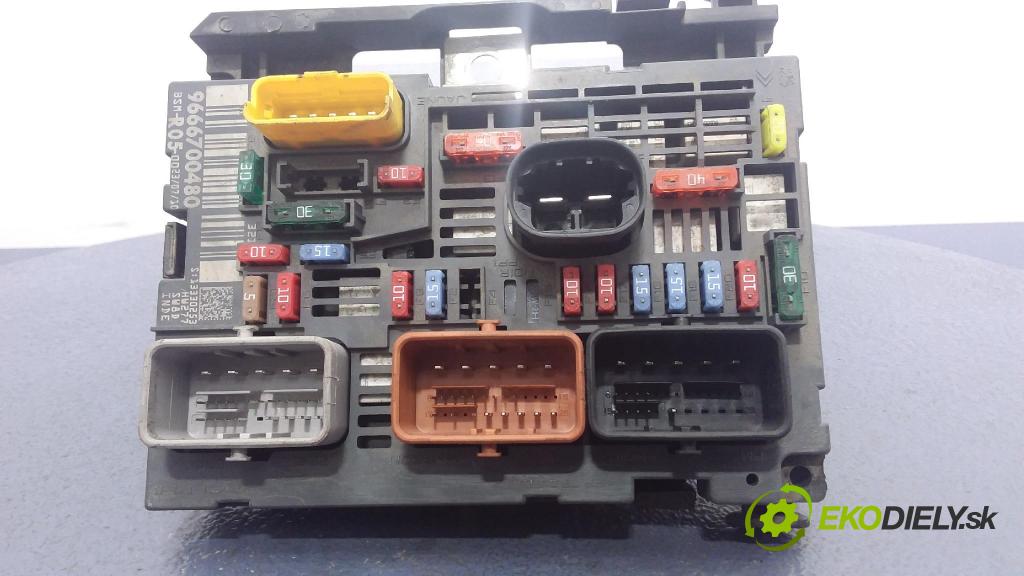Peugeot Partner 2010 skříňka Pojistky 9666700480