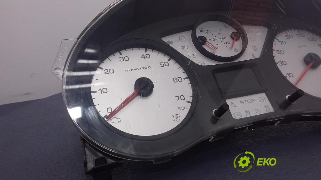 Peugeot Partner 2010 Přístrojová deska 9665983180