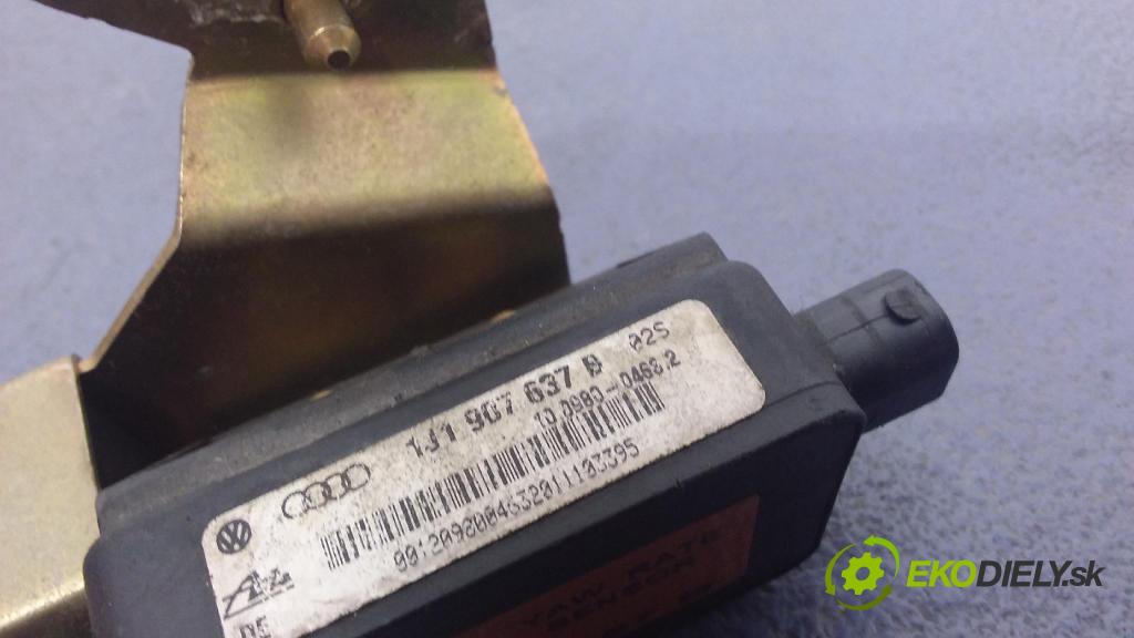 Volkswagen Golf 2001 snímač ESP. 1J0907657B