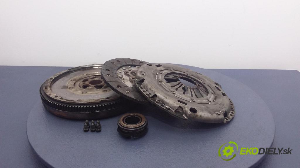 Volkswagen Golf 2001 Spojka: / kolo Dvouhmotový 2221005039