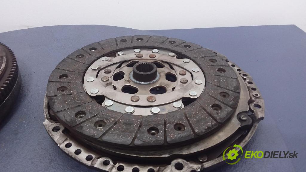 Volkswagen Golf 2001 Spojka: / kolo Dvouhmotový 2221005039