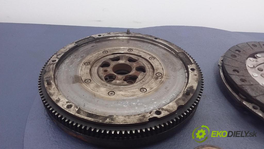 Volkswagen Golf 2001 Spojka: / kolo Dvouhmotový 2221005039