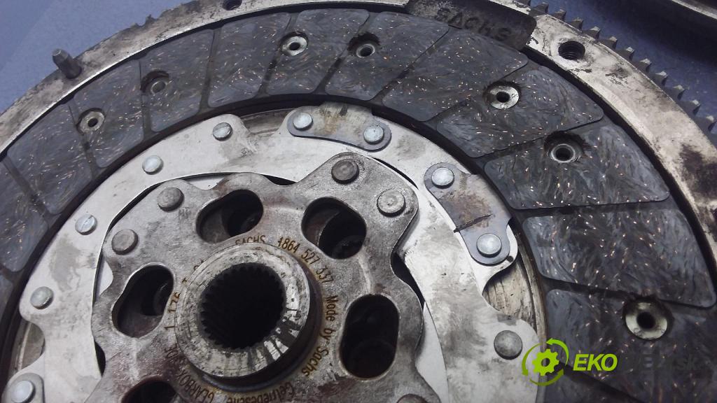 Volkswagen Golf 2001 Spojka: / kolo Dvouhmotový 2221005039