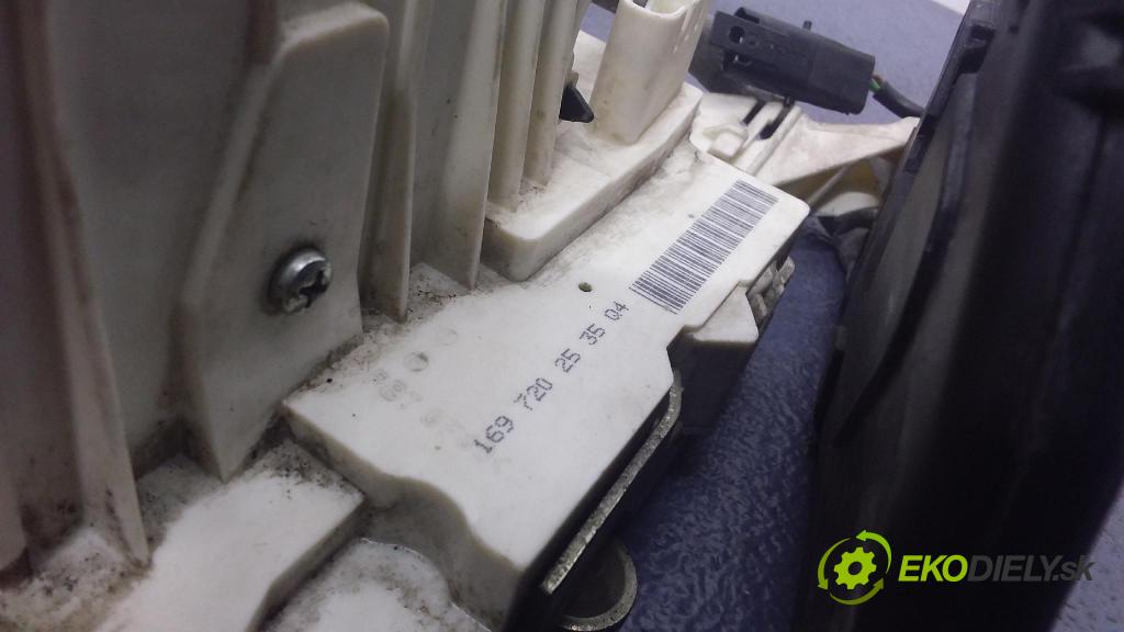 Mercedes A-klasa 2006 zámok dvere Predné Vľavo: 1697202535