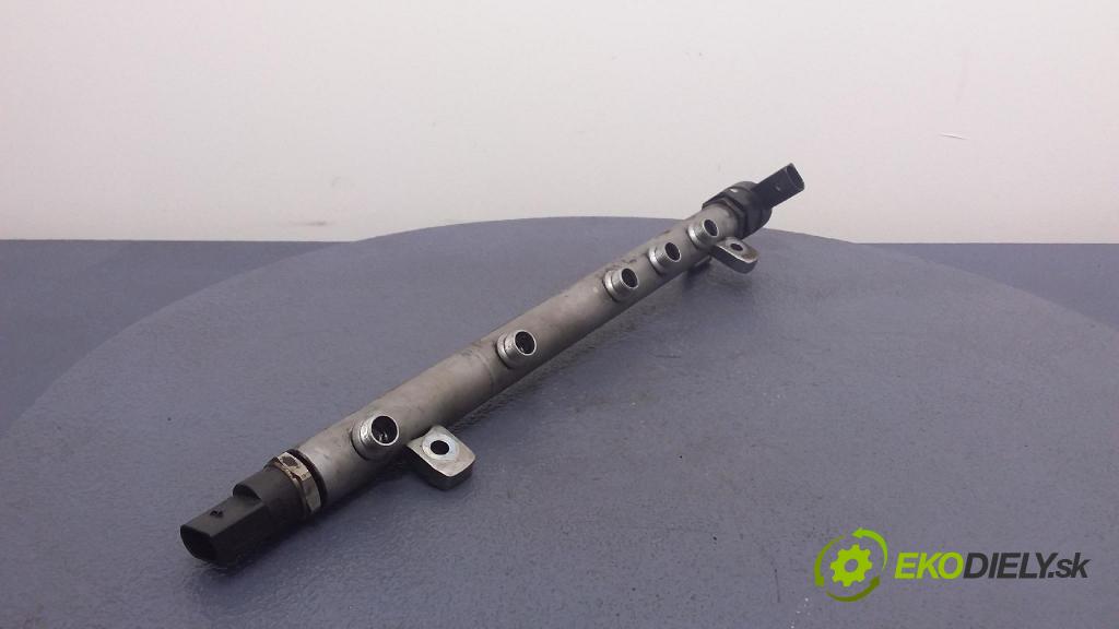 Mercedes A-klasa 2006 lišta Zásobování A64007012