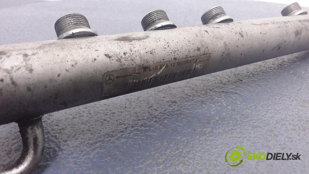 Mercedes A-klasa 2006 lišta Zásobování A64007012