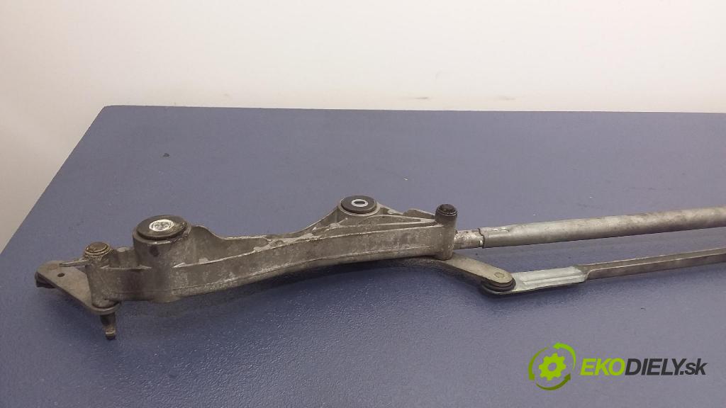 Mercedes A-klasa 2006 mechanismus motorek Stěrače: před A1698200300