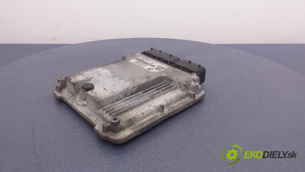 Volkswagen Passat 2008 riadiaca jednotka Motor: 3C0907115P