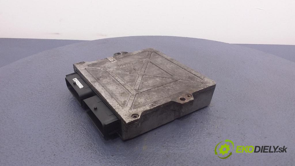 Volkswagen Passat 2008 riadiaca jednotka 110R-007209