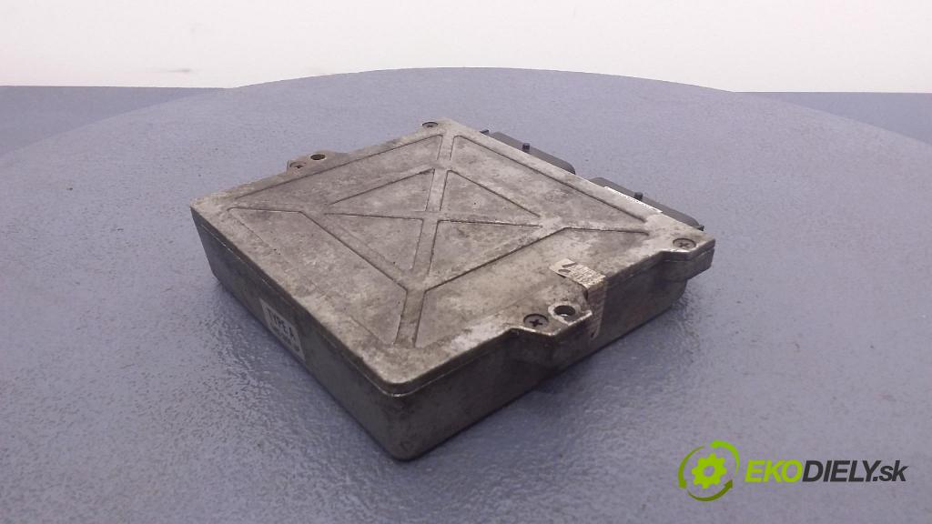 Volkswagen Passat 2008 riadiaca jednotka 110R-007209