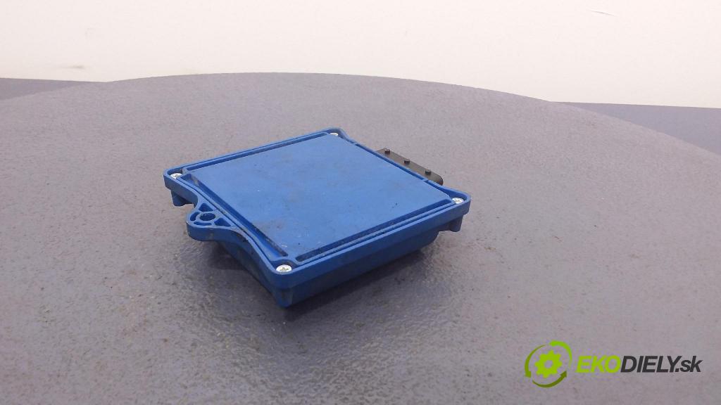 Volkswagen Passat 2008 riadiaca jednotka 110R-010053