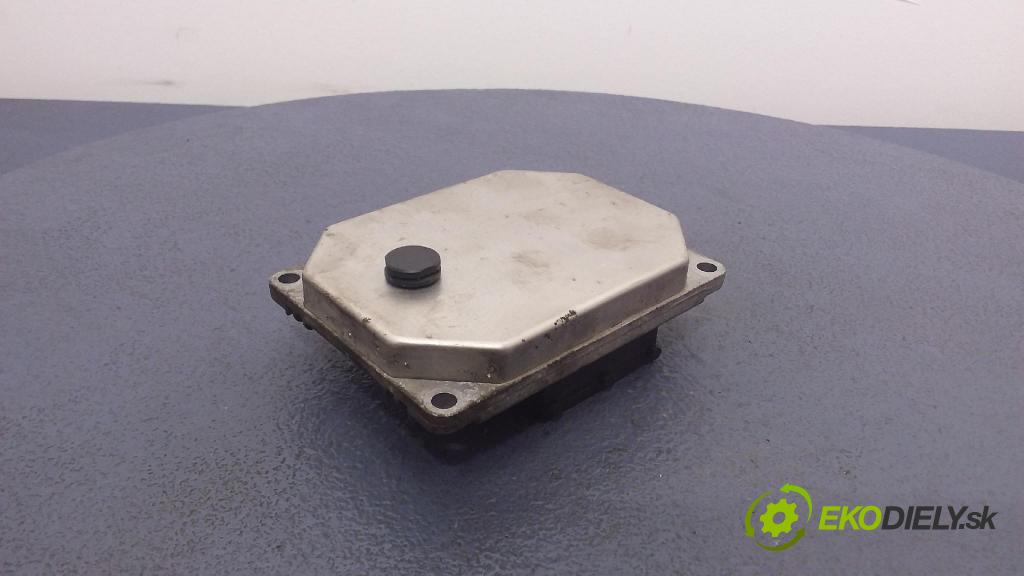 Fiat Punto 2008 riadiaca jednotka Motor: 51827440