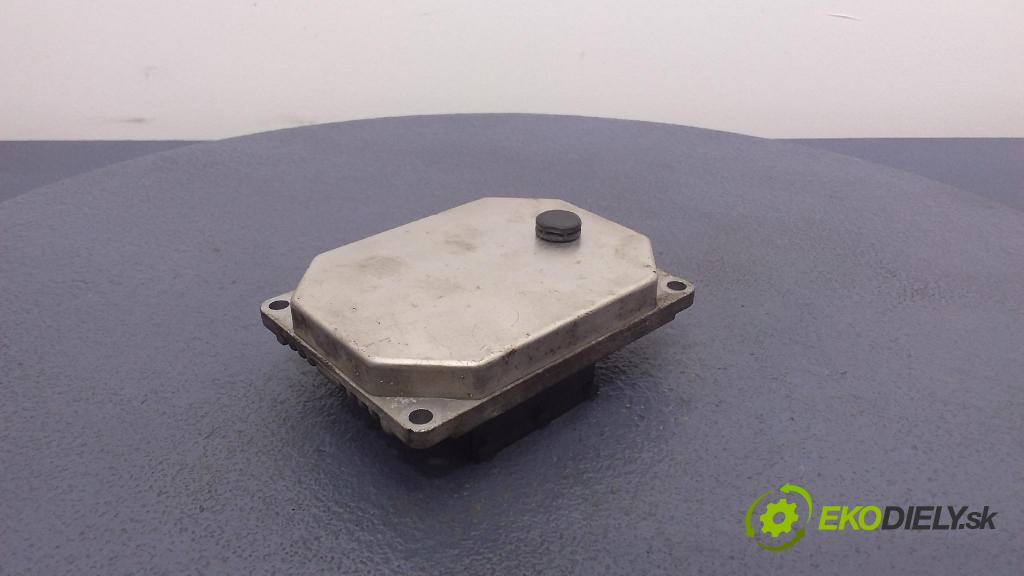 Fiat Punto 2008 riadiaca jednotka Motor: 51827440