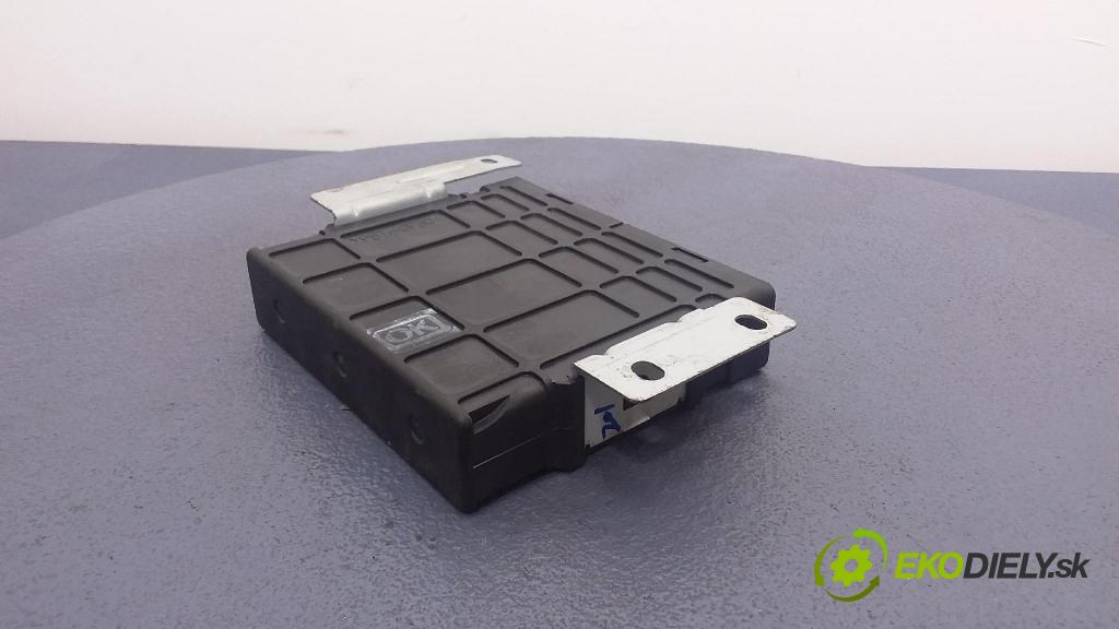 Hyundai Santa fe 2001 riadiaca jednotka Motor: 39121-38160