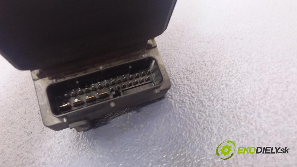 Audi A6 1998 čerpadlo ABS x 8E0614111B