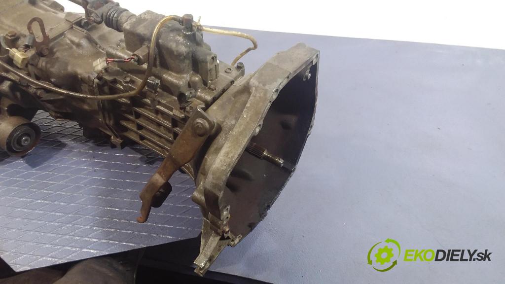 Daihatsu Feroza 1989 prevodovka Manualna 01