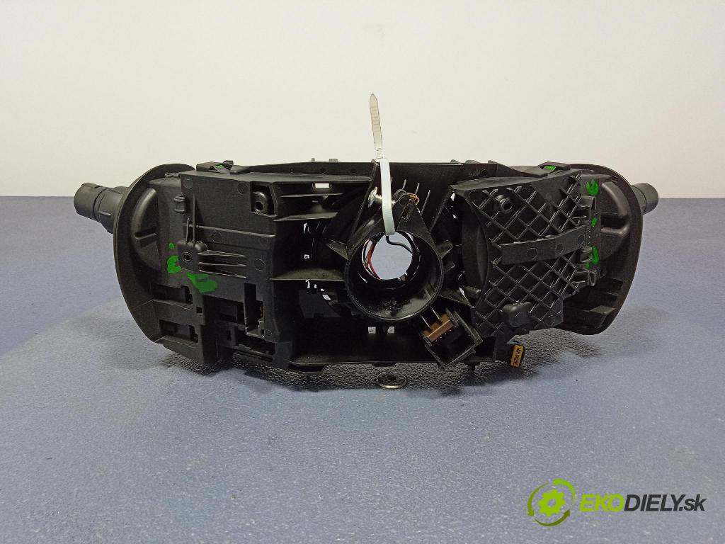 Renault Clio 2005 prepínač Komplex: 8200245459