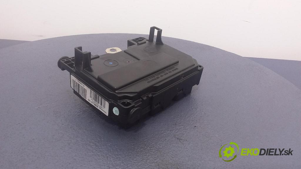 Peugeot 407 2007 skrinka Poistky: 9656086080