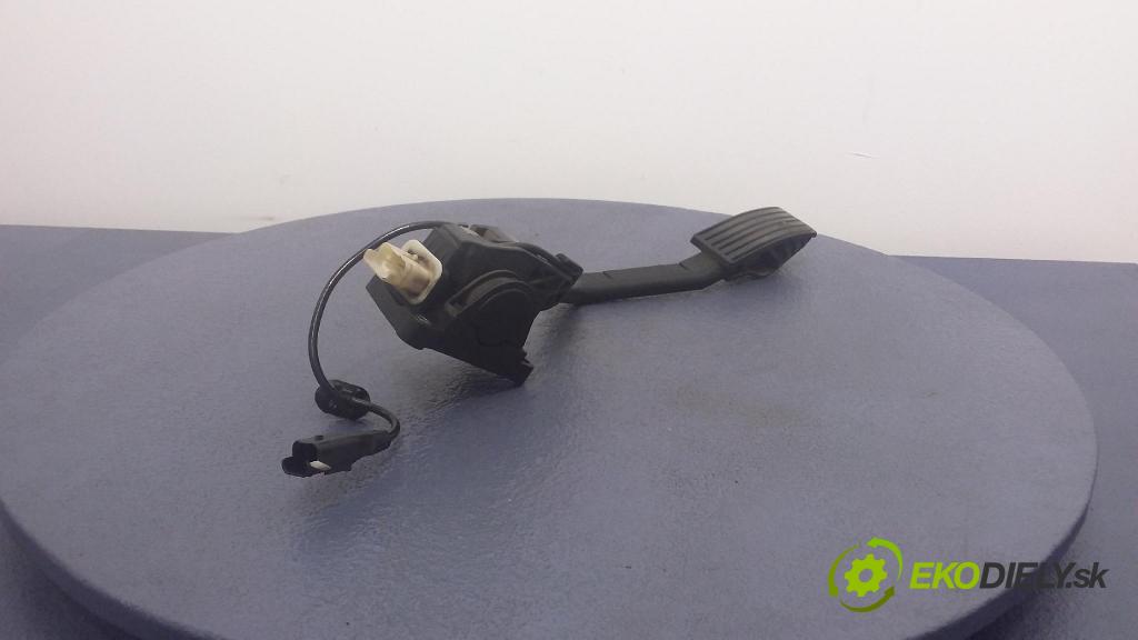 Peugeot 407 2007 pedal Plyn: 9650341780