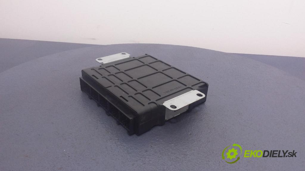 Mitsubishi Grandis 2008 riadiaca jednotka Motor: 8631A136