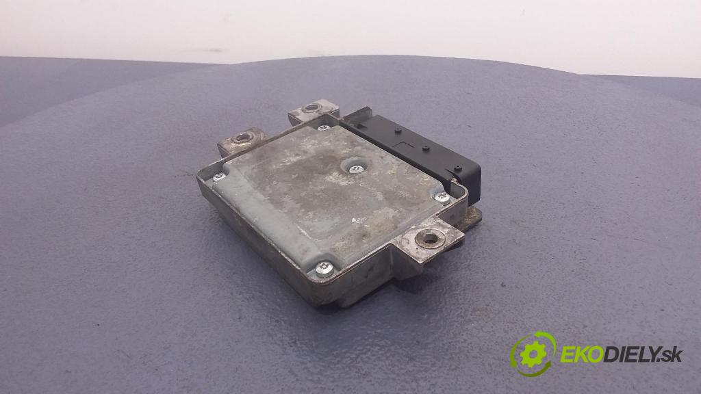 Volkswagen Passat 2008 riadiaca jednotka 3C0907801B