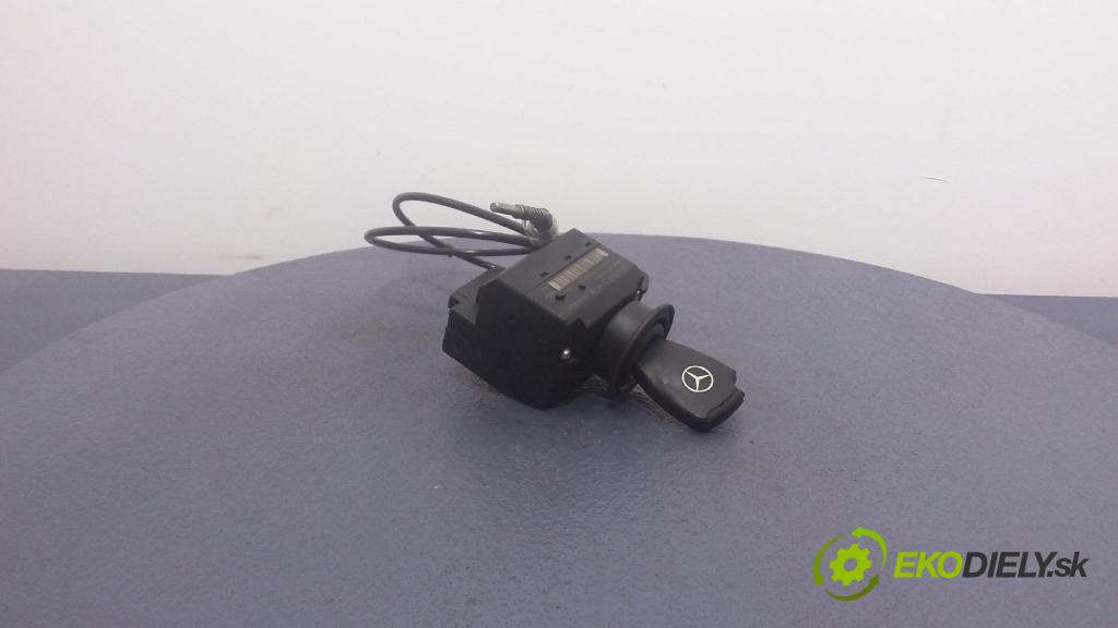 Mercedes-benz E 320 2003 Spínač zapaľovania: 2115451008