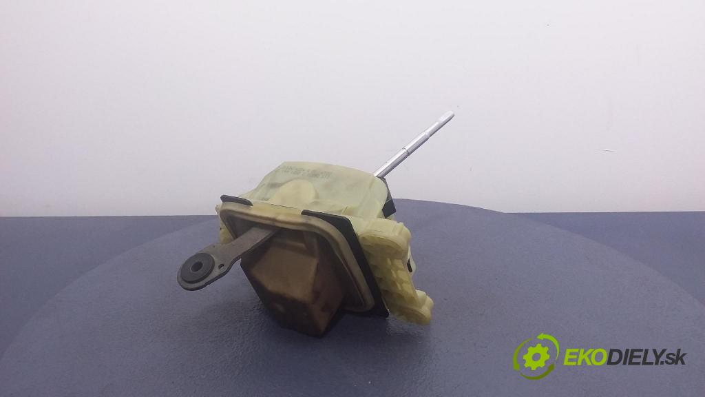 Mercedes-benz E 320 2003 Páka: Zmeny: A2112674224