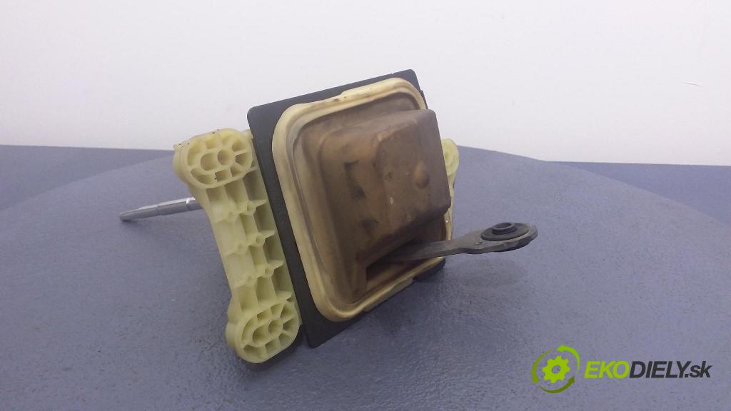 Mercedes-benz E 320 2003 Páka: Zmeny: A2112674224