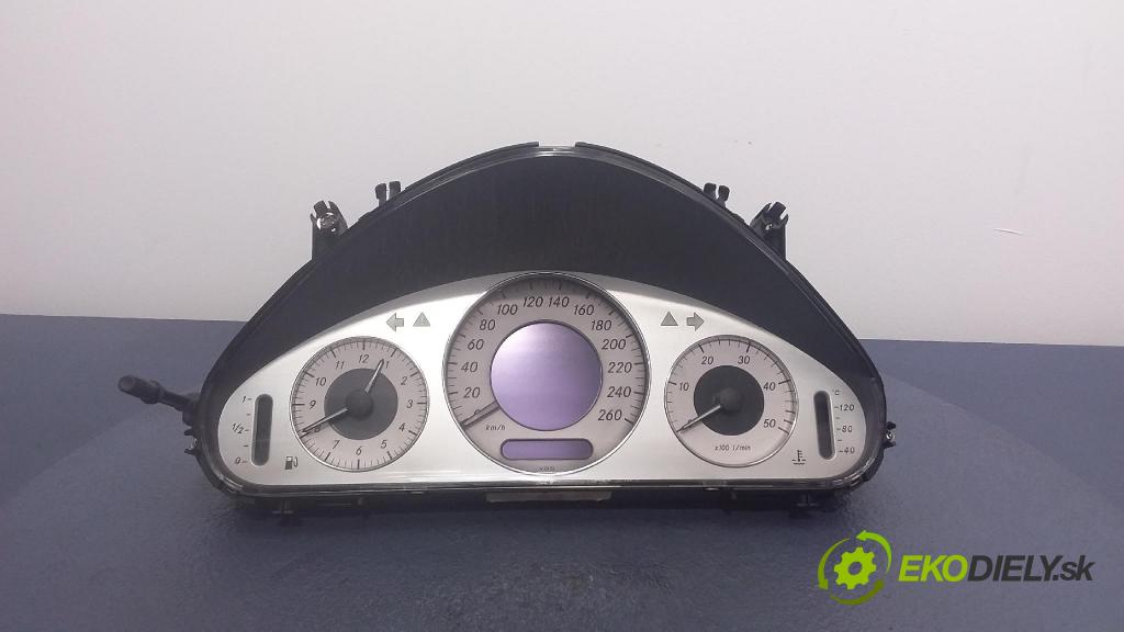 Mercedes-benz E 320 2003 prístrojovka/ budíky A2115405711