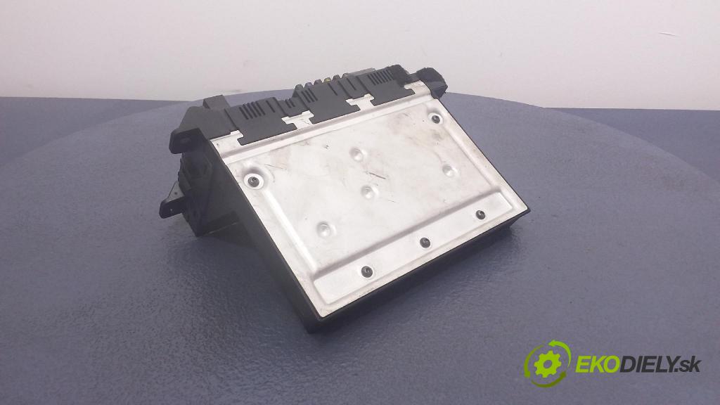 Mercedes-benz E 320 2003 skrinka Poistky: 2115453101