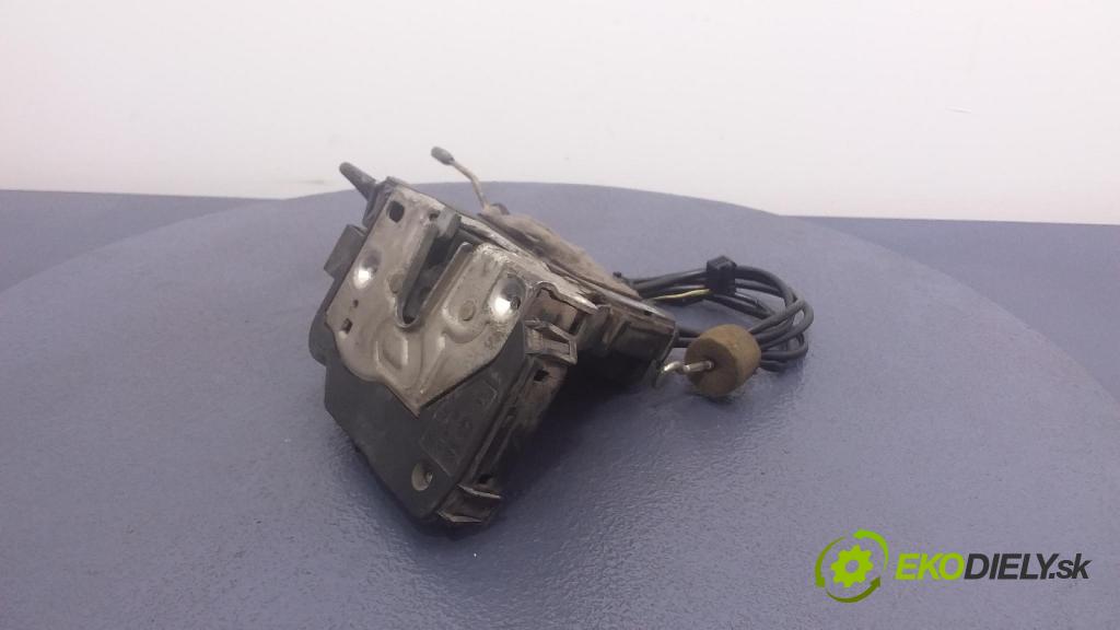 Mercedes-benz E 320 2003 zámok dvere Predné Vľavo: 01