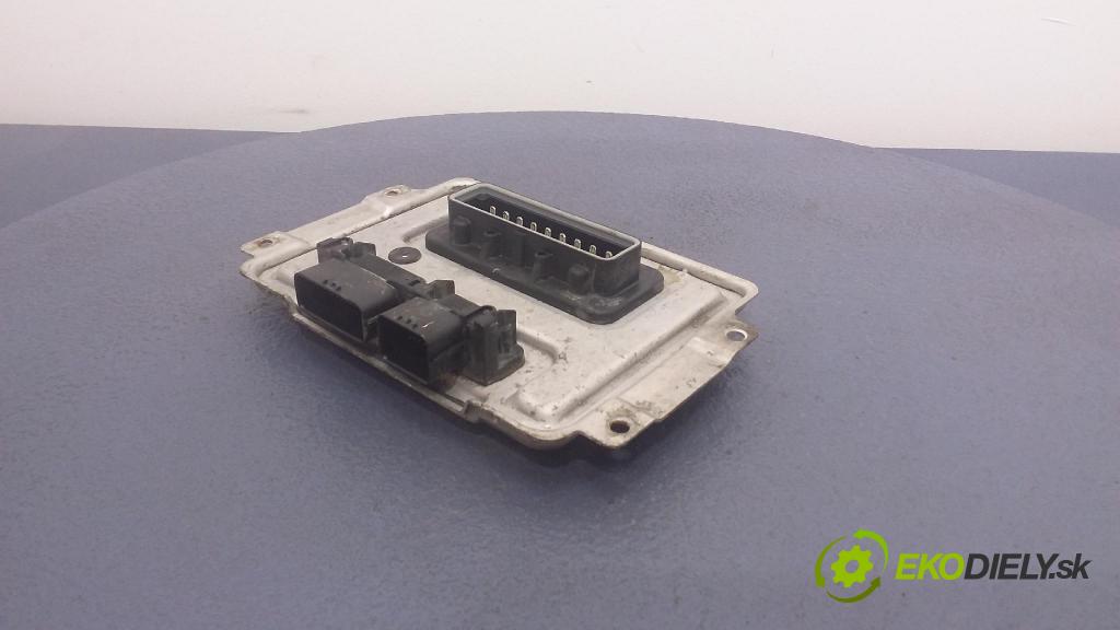 Dodge Magnum 2005 řídící jednotka P05026021AB