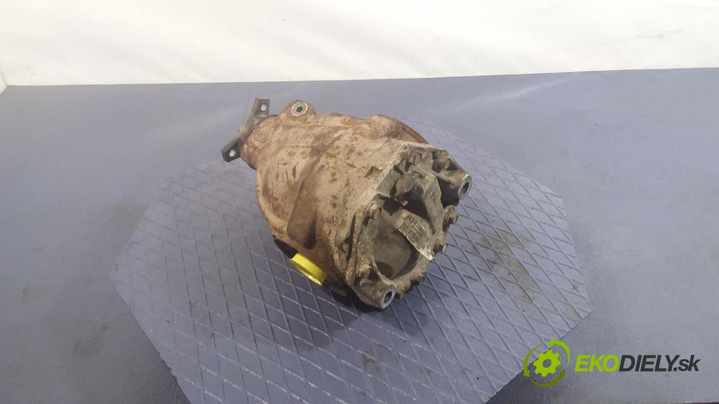 Dodge Magnum 2005 diferenciál Tylny P52111426AD