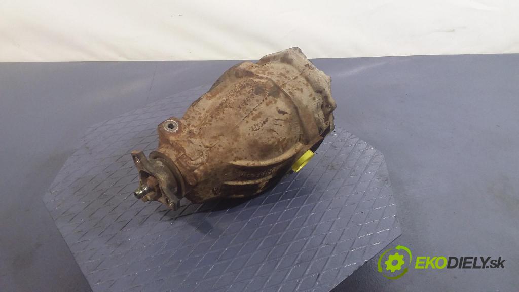 Dodge Magnum 2005 diferenciál Tylny P52111426AD