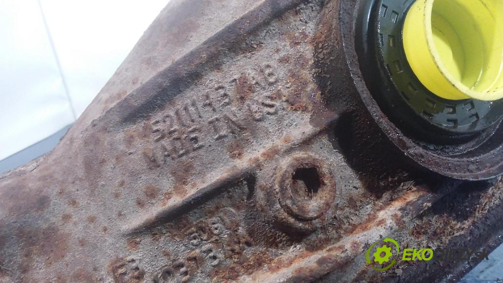 Dodge Magnum 2005 diferenciál Tylny P52111426AD