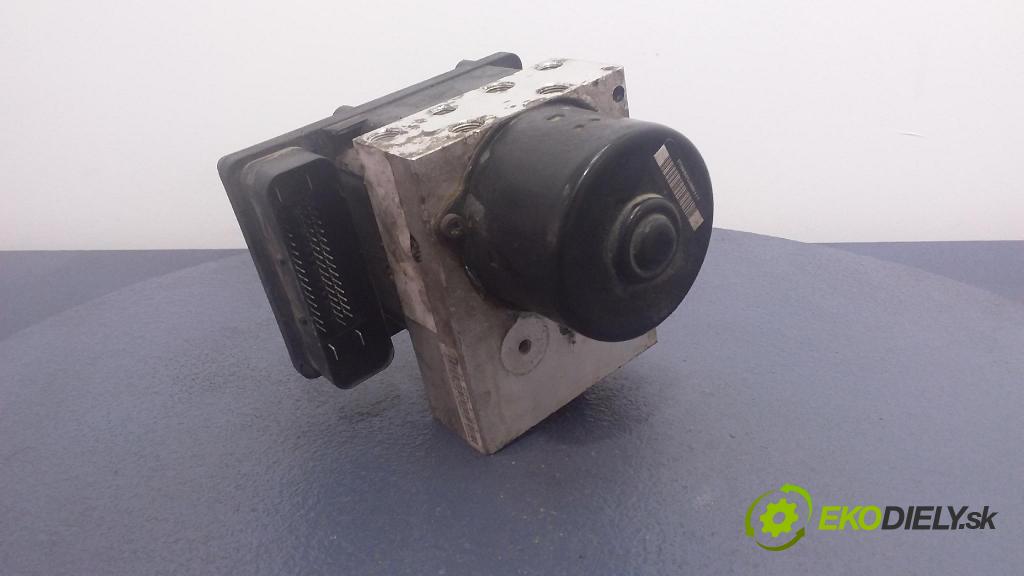 Dodge Magnum 2005 čerpadlo ABS x 25.0925-4312.3