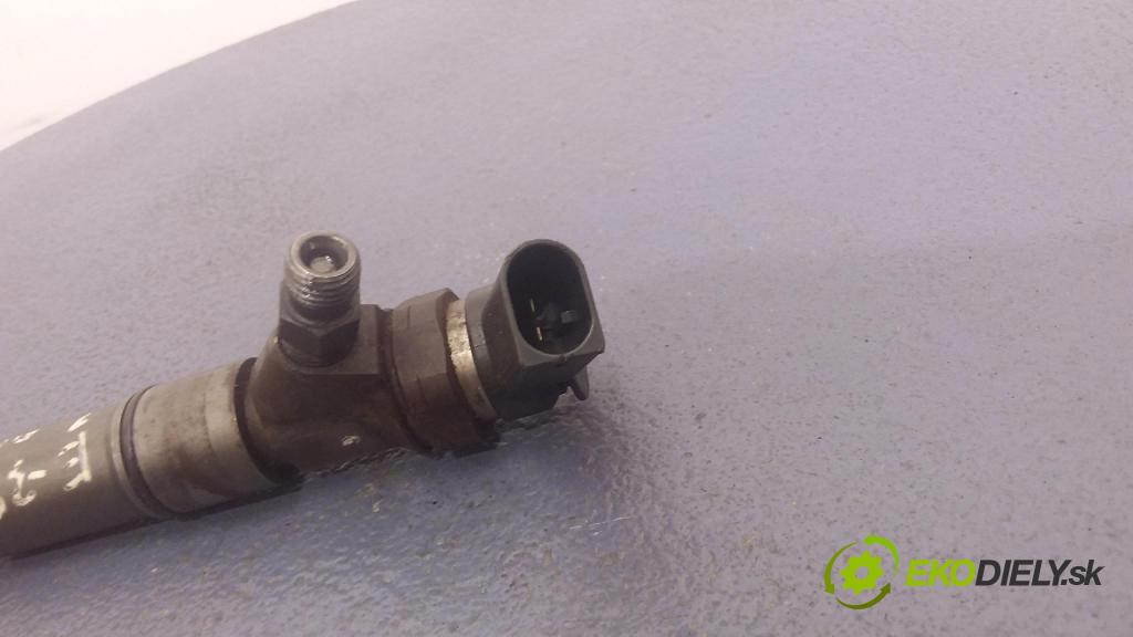 Bmw 320d 2002 vstřikovač 0445110131