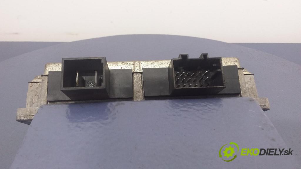 Vw Phaeton 2003 řídící jednotka 3D0915181C