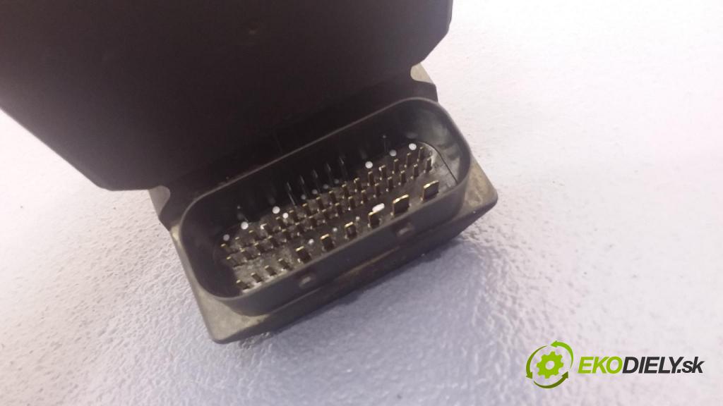 Vw Phaeton 2003 čerpadlo ABS x 3D0614517AB