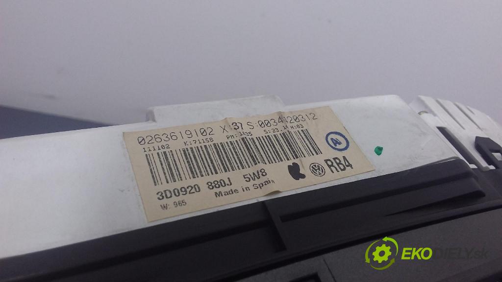 Vw Phaeton 2003 prístrojovka/ budíky 3D0920880J