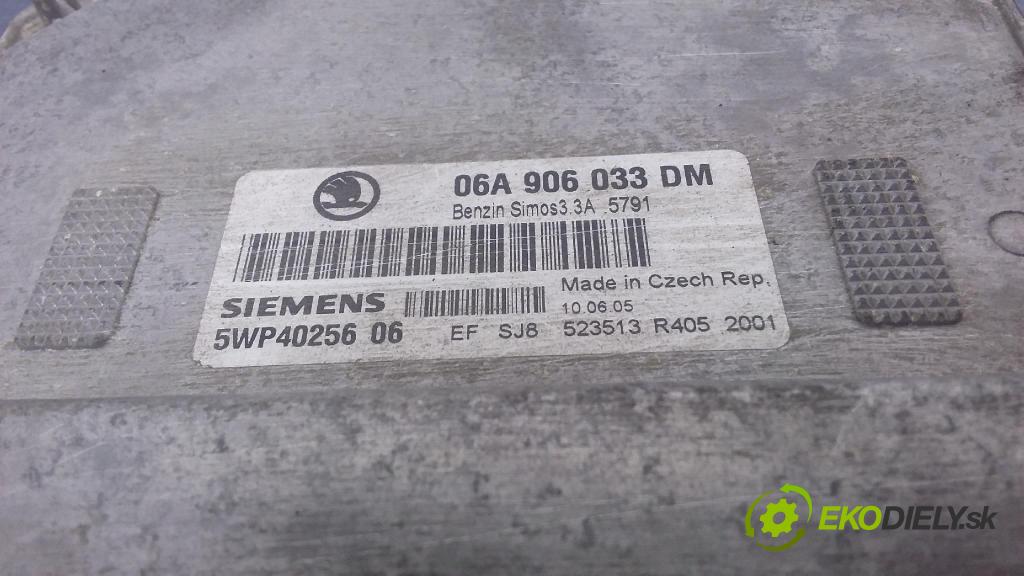 Skoda Octavia 2005 riadiaca jednotka Motor: 06A906033DM