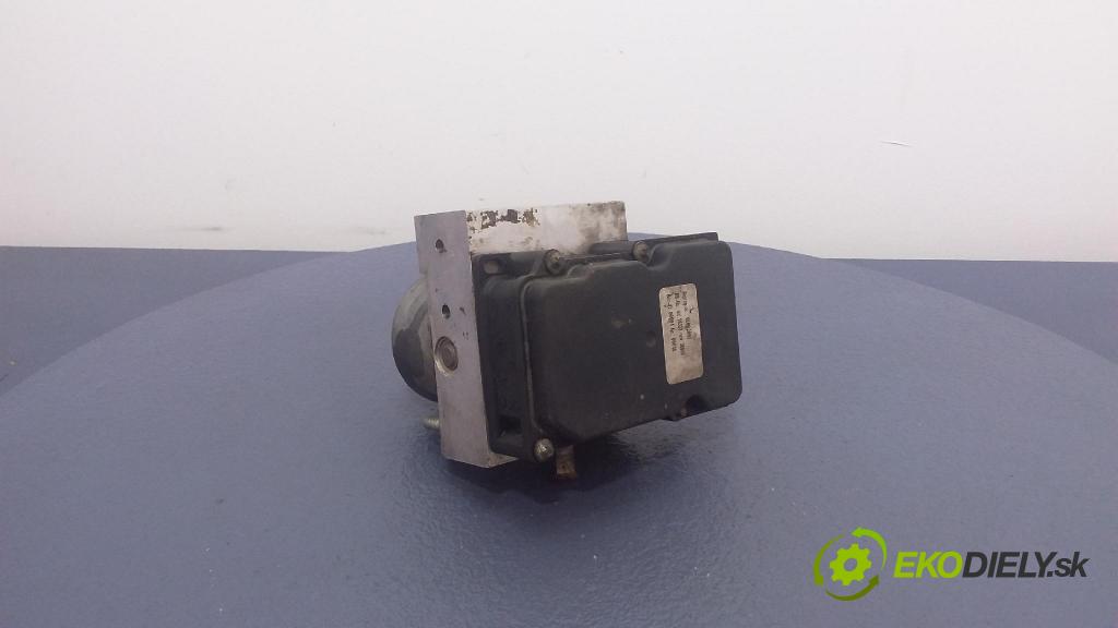 Opel Corsa 2003 čerpadlo ABS x 13145396